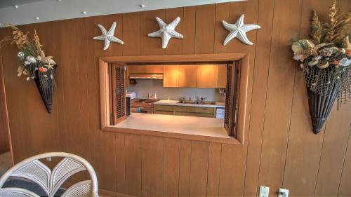 Dutch Treat House (Upper Level)