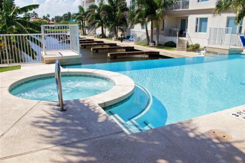 Apartamento Las Marinas 302 Condo