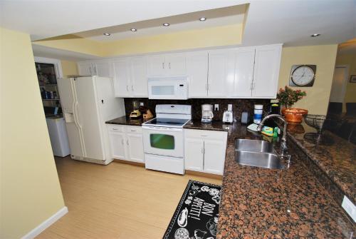 Apartamento Edgewater Condo Unit #104