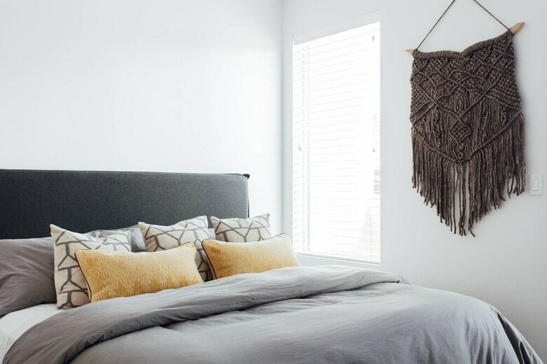Modern Escape #31