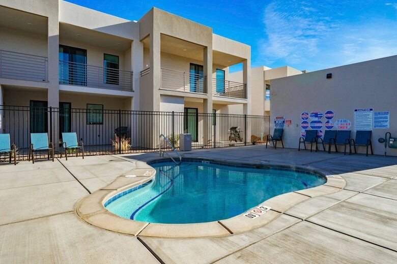 Aloft Living #18
