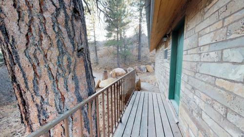 Canyonlands Lodging Wolf Springs Retreat