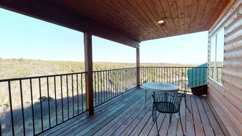 Canyonlands Lodging Wolf Springs Retreat