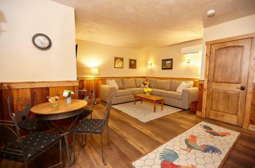 Posada Seesaw's Lodge