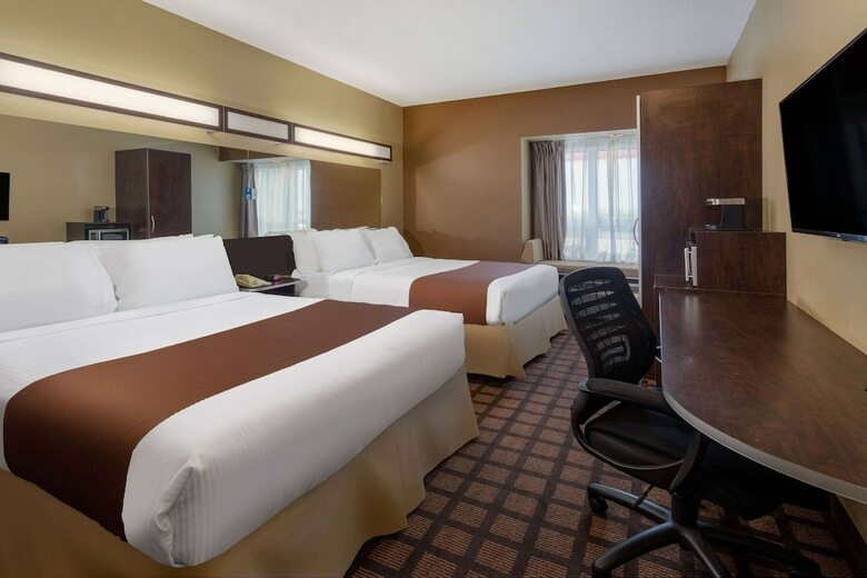 Hotel Microtel Inn & Suites By Wyndham - Timmins