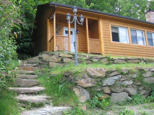Cottages Du Lac Orford, Unit�s A & B