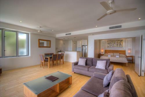 Aparthotel Rainbow Ocean Palms Resort