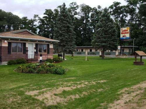 Posada Lake Motel