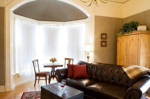 Bed & Breakfast The Foxglove Inn