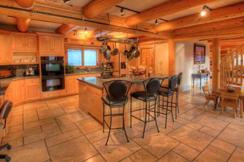 Lookout Pointe Home