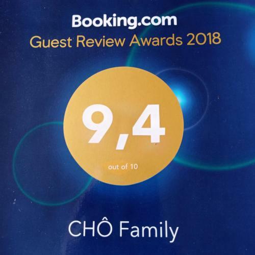 Lodge Ch� Family