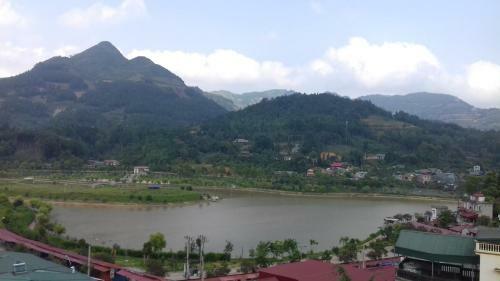 Bed & Breakfast Bac Ha Family Homestay