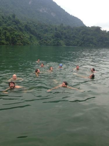 Ba Be Lake Homestay - Quynh Chi