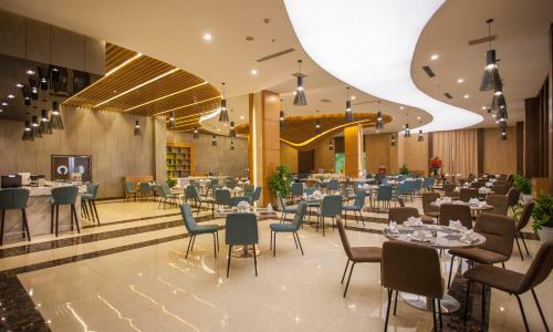 Muong Thanh Luxury Nhat Le Hotel