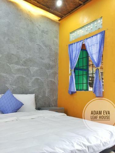 Bed & Breakfast Adam Eva Leaf House