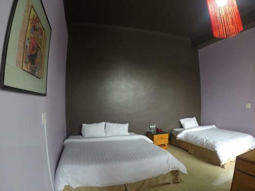Geminai Hotel & Caf�