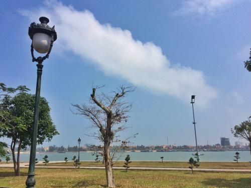 Geminai Hotel & Caf�