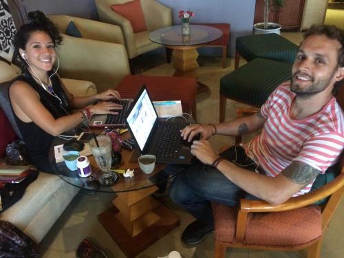 Geminai Hotel & Caf�
