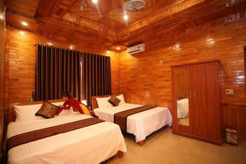 Sky Hotel