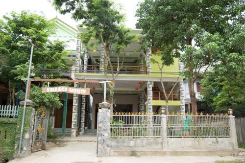 Phong Nha Village House