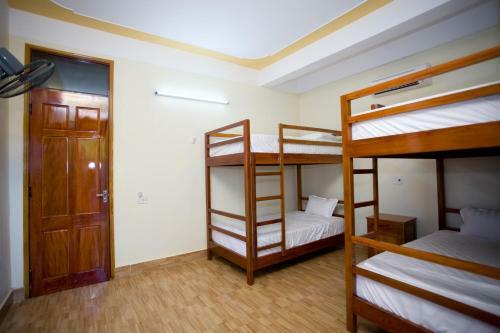 Hostal Co Cuc Hotel - Mountain View