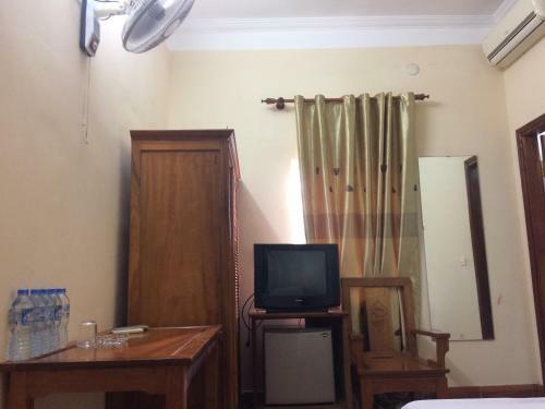 Que Huong Hotel - Cua Lo