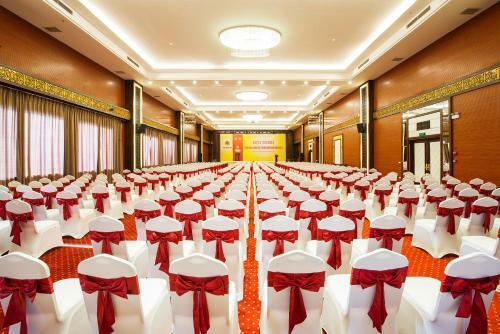 Muong Thanh Grand Cua Lo Hotel
