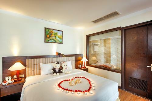 Muong Thanh Grand Cua Lo Hotel