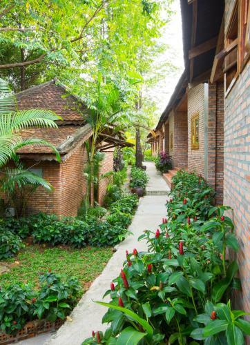 Hotel Chez Carole Beach Resort