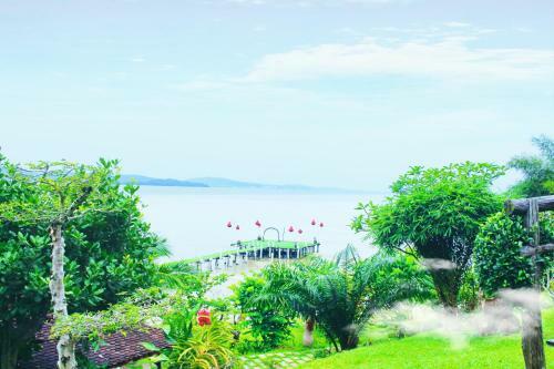 Hotel Chez Carole Beach Resort