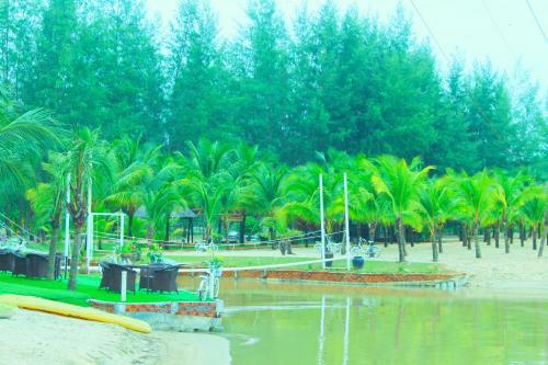 Hotel Chez Carole Beach Resort