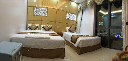Jeanne Hotel