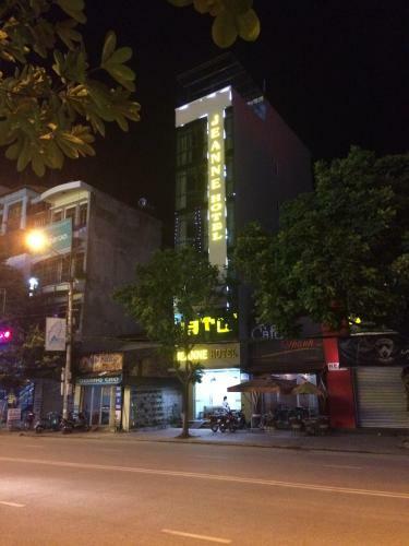 Jeanne Hotel