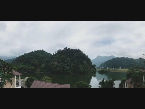 Hotel Ba Be Lakeside Bungalow