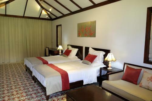Hotel Golden Lotus Resort