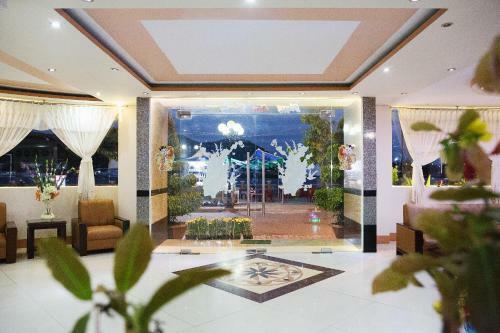 Long Chau Hotel