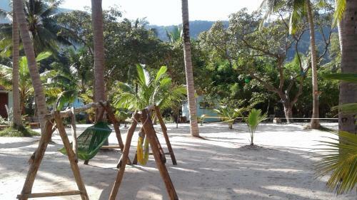 Hotel Kiki Coconut Beach Resort