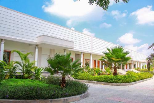 Hotel Dat Lanh Beach Resort