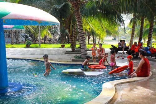 Hotel Dat Lanh Beach Resort