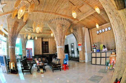 Thuan Thanh Hotel