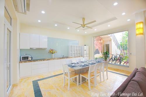 Flamingo Happy Villa Owner