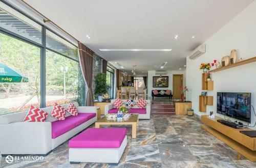 Flamingo Happy Villa Owner