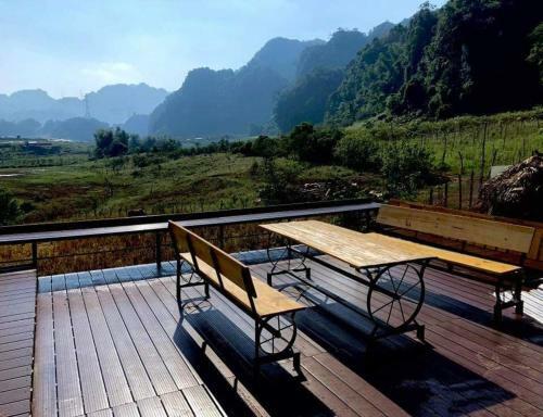 Stella Moc Chau Hotel