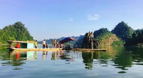 The November - Moc Chau