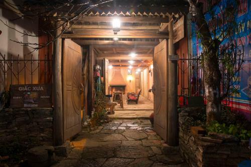 Hostal Giac Xua Guesthouse