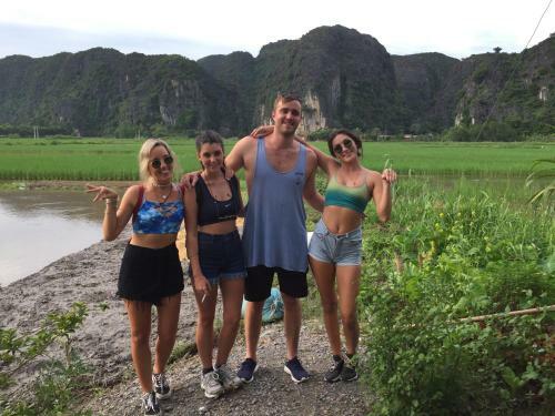 Aloha Tam C?c Homestay