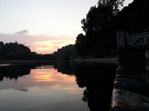 Center Tam Coc Homestay