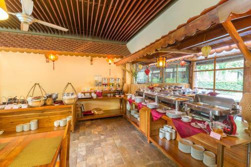 Hotel Bauhinia Resort & Spa