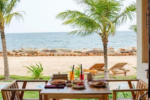 Hotel Hula Hula Beachfront Phu Quoc