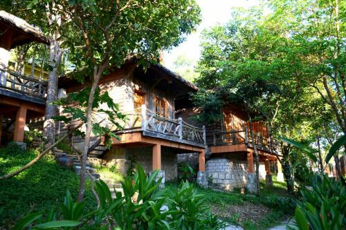 Hotel Ancarine Beach Resort